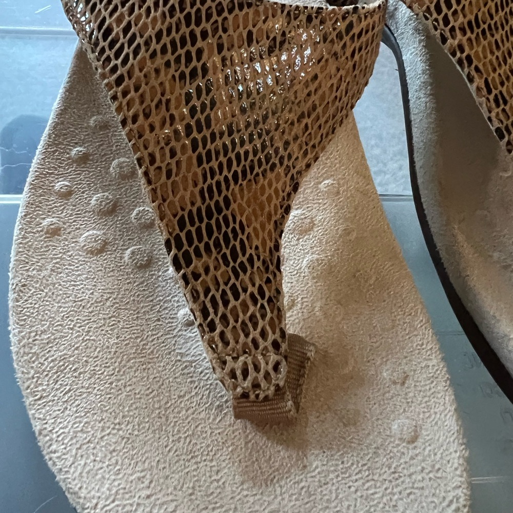 Vionic Sandals - Size 9 - New Without Tags! - image 7